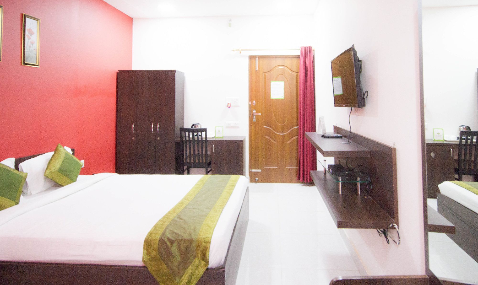 Treebo Graphixo 3* Lucknow